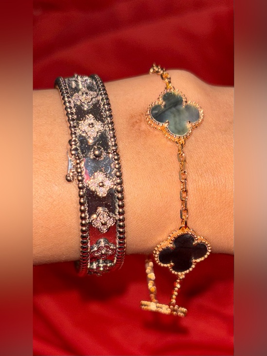Jewelry - Gold and Green Clover Bracelet with Mother-of-Pearl Inlay